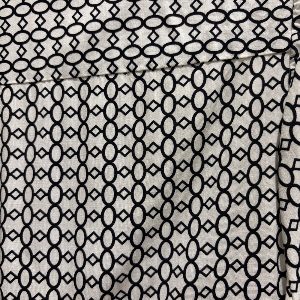 Cynthia Rowley Black & White Geometric Print Button up Blouse sz L - Picture 4 of 7
